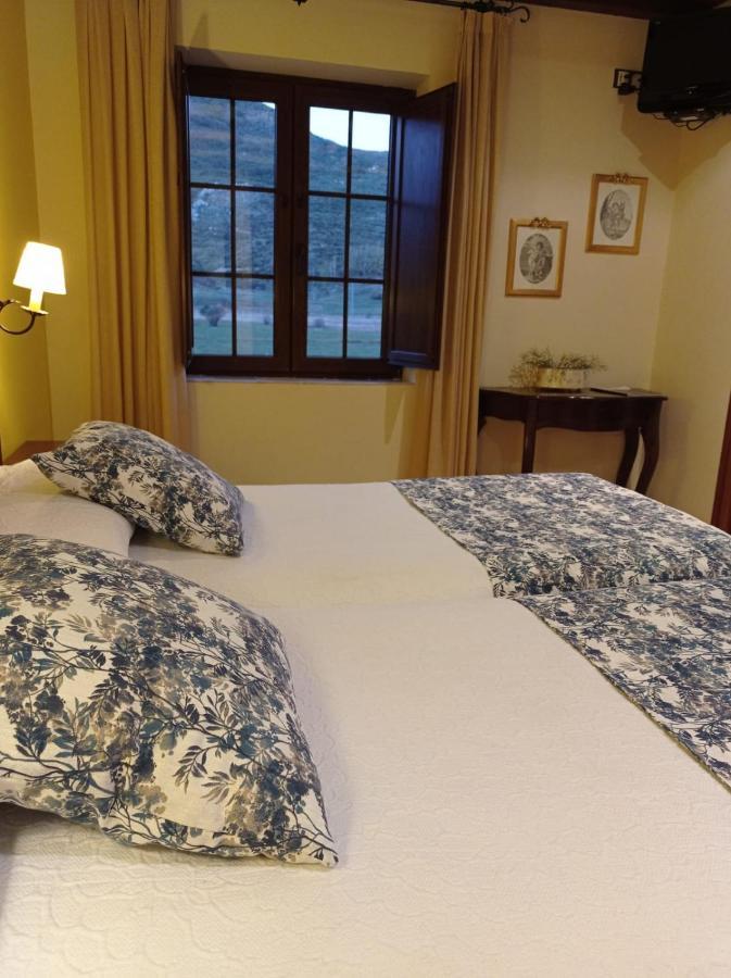 Hotel El Cuartel De Lugueros Zewnętrze zdjęcie